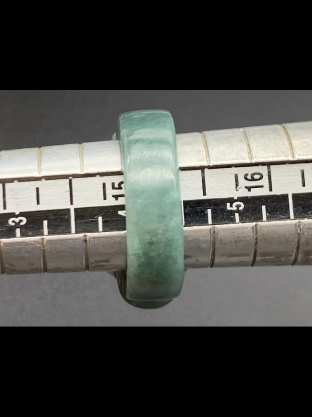 Carved Double-Fist Jade Ring in Deep Green size4 jadeite jade certificate